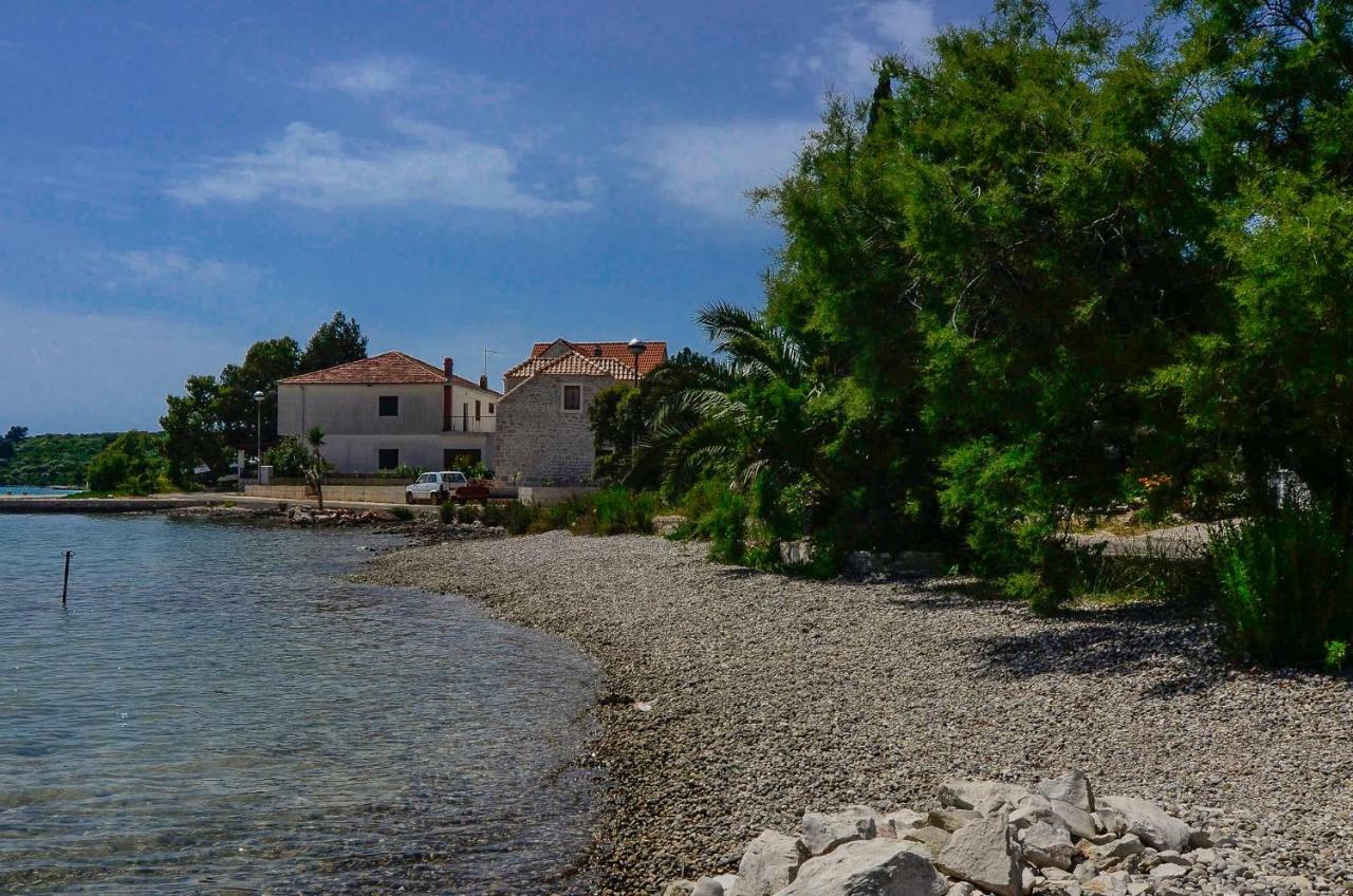 Holiday Home Lovište Esterno foto