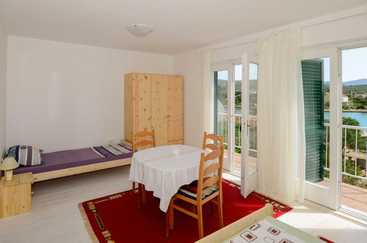 Holiday Home Lovište Esterno foto