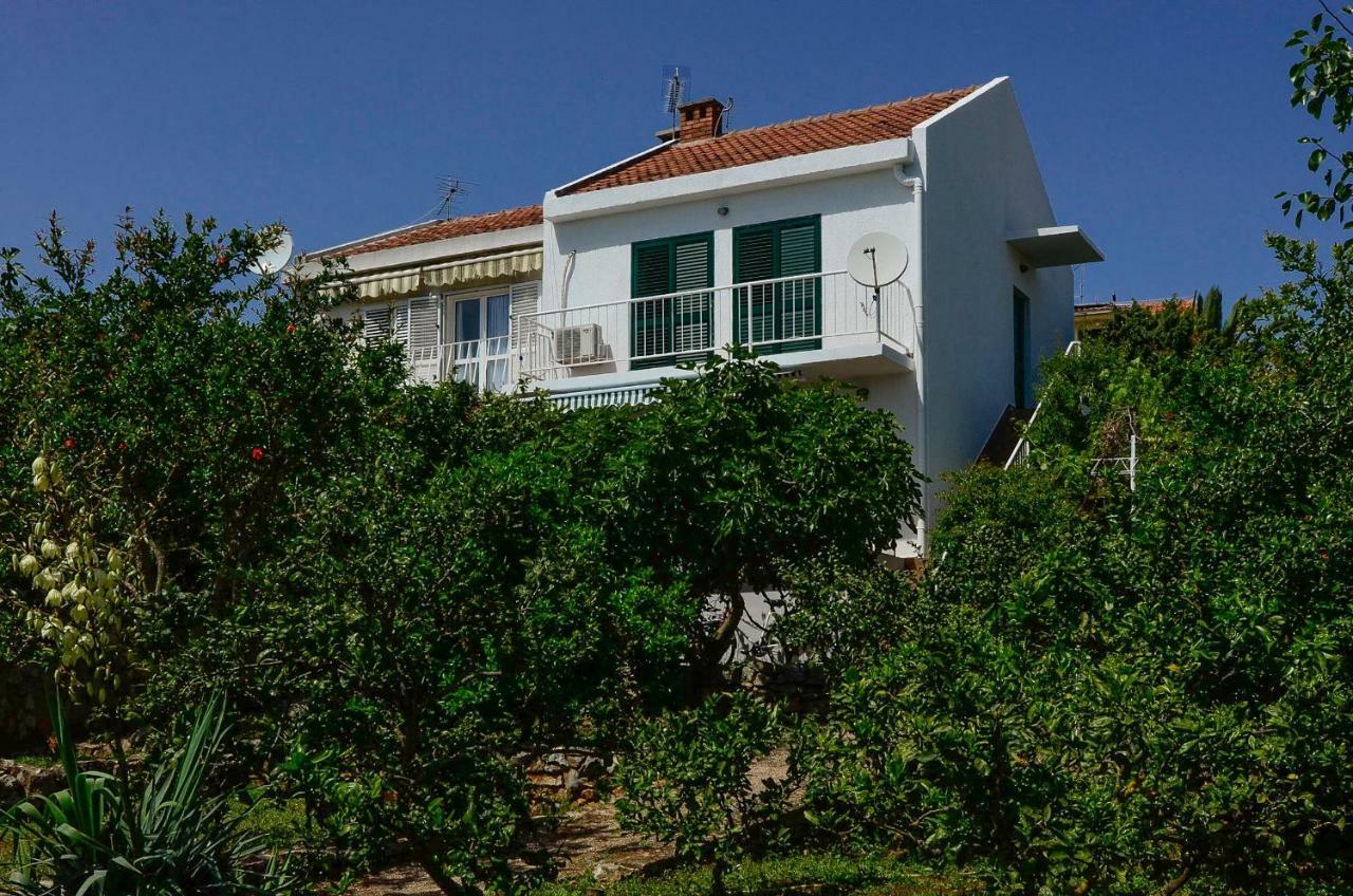Holiday Home Lovište Esterno foto